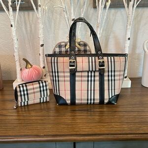 Purse and wallet set
